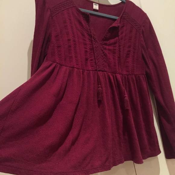 Long sleeve fuschia peasant blouse - Picture 5 of 8